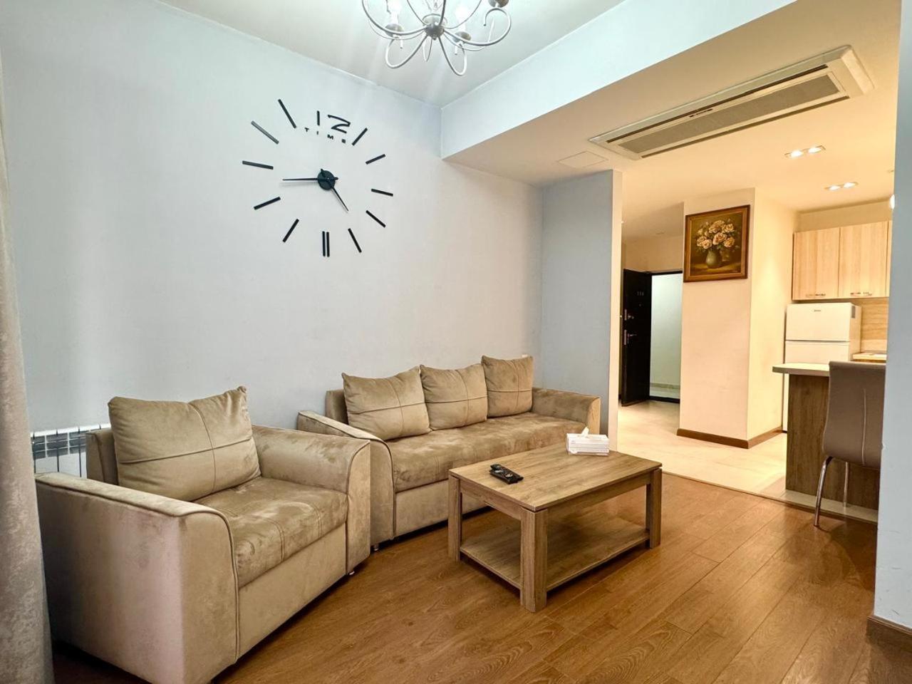 Ns Apartments In Yerevan City Centre Kültér fotó