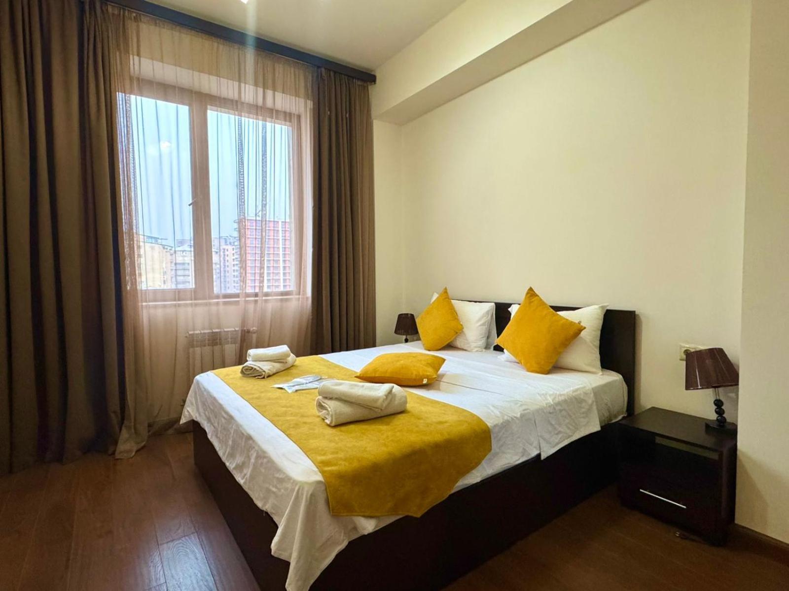 Ns Apartments In Yerevan City Centre Kültér fotó